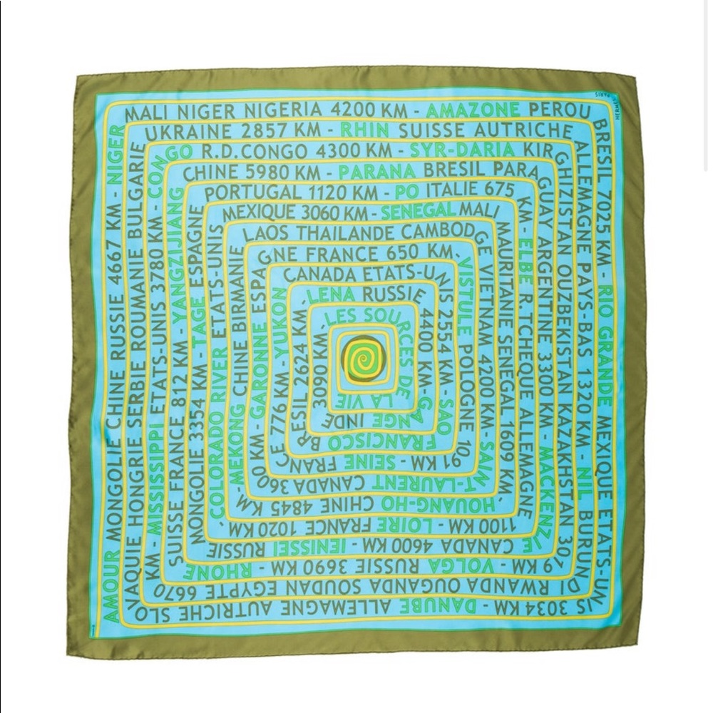 Hermès Scarf